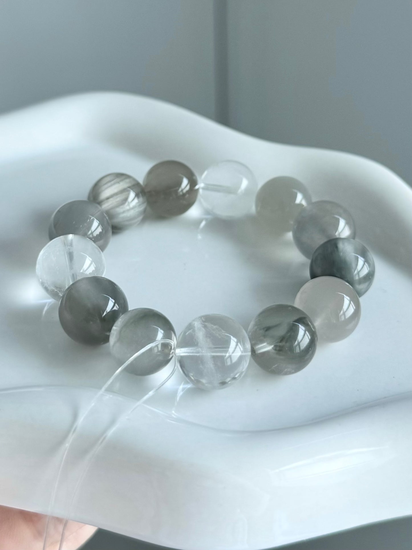 Distant Mountain Grey Rabbit Hair Quartz 远山灰兔毛 (14mm)