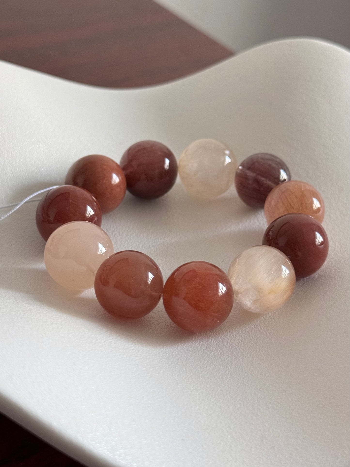 Lost Cherry – Cherry-Toned Rabbit Hair Quartz 失落樱桃(16-17mm)