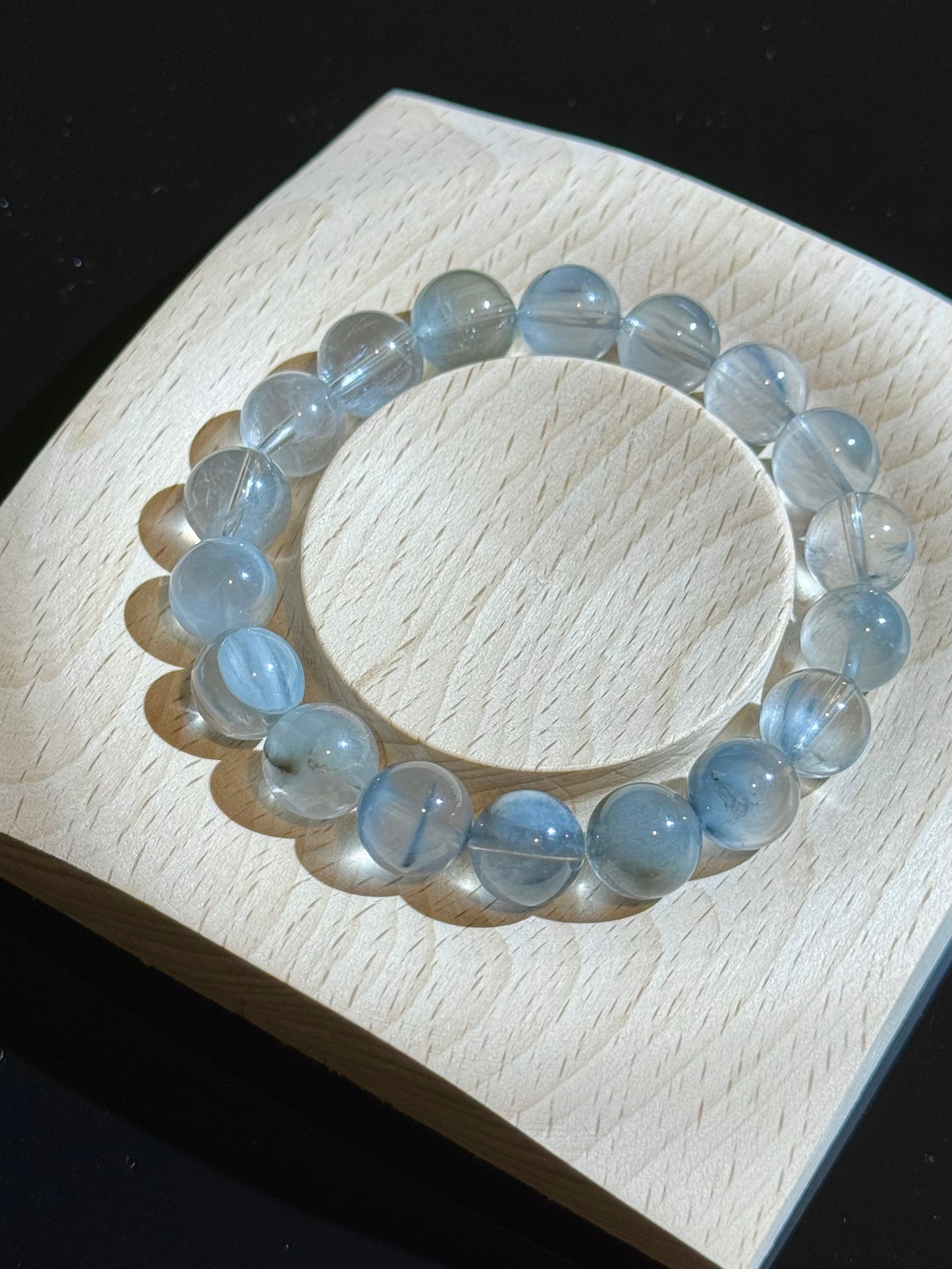 幻彩蓝兔毛 Iridescent Blue Rutile Quartz (10-11mm)