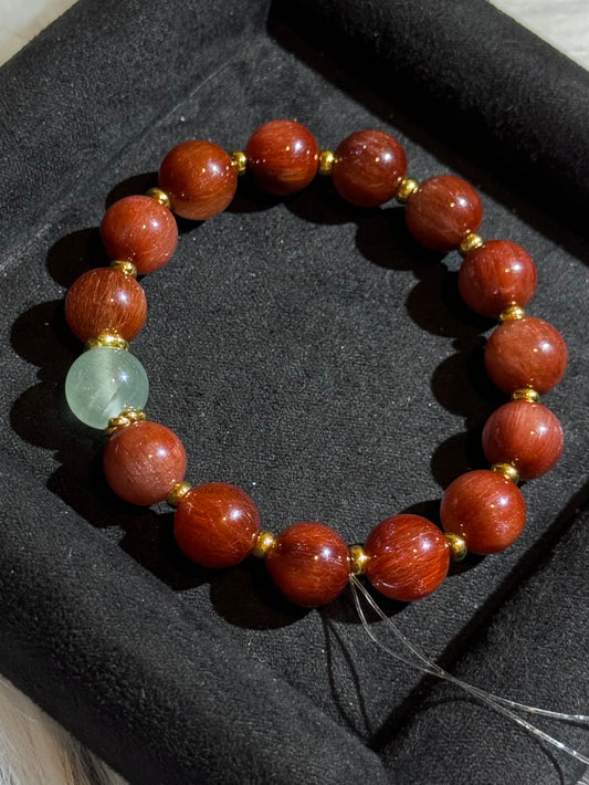 红云 满发红兔毛 红发晶 Full-Inclusion Red Rabbit Hair Quartz （10mm）