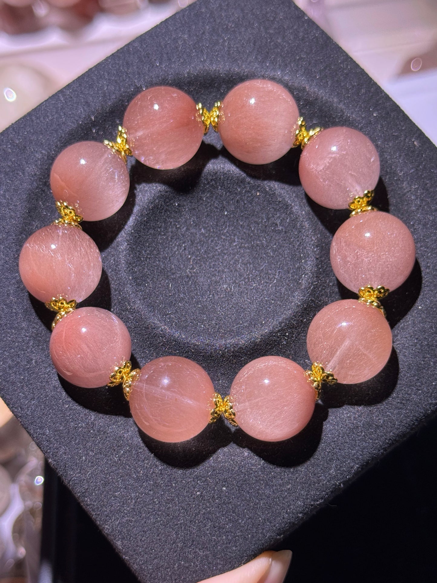 Pink Rutilated Quartz Bracelet
拉丝粉兔毛14-15mm