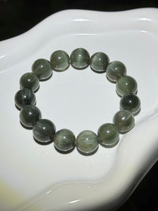 Cat’s Eye Rabbit Hair Crystal in Emerald Green 翡翠绿猫眼兔毛 (12.5mm)