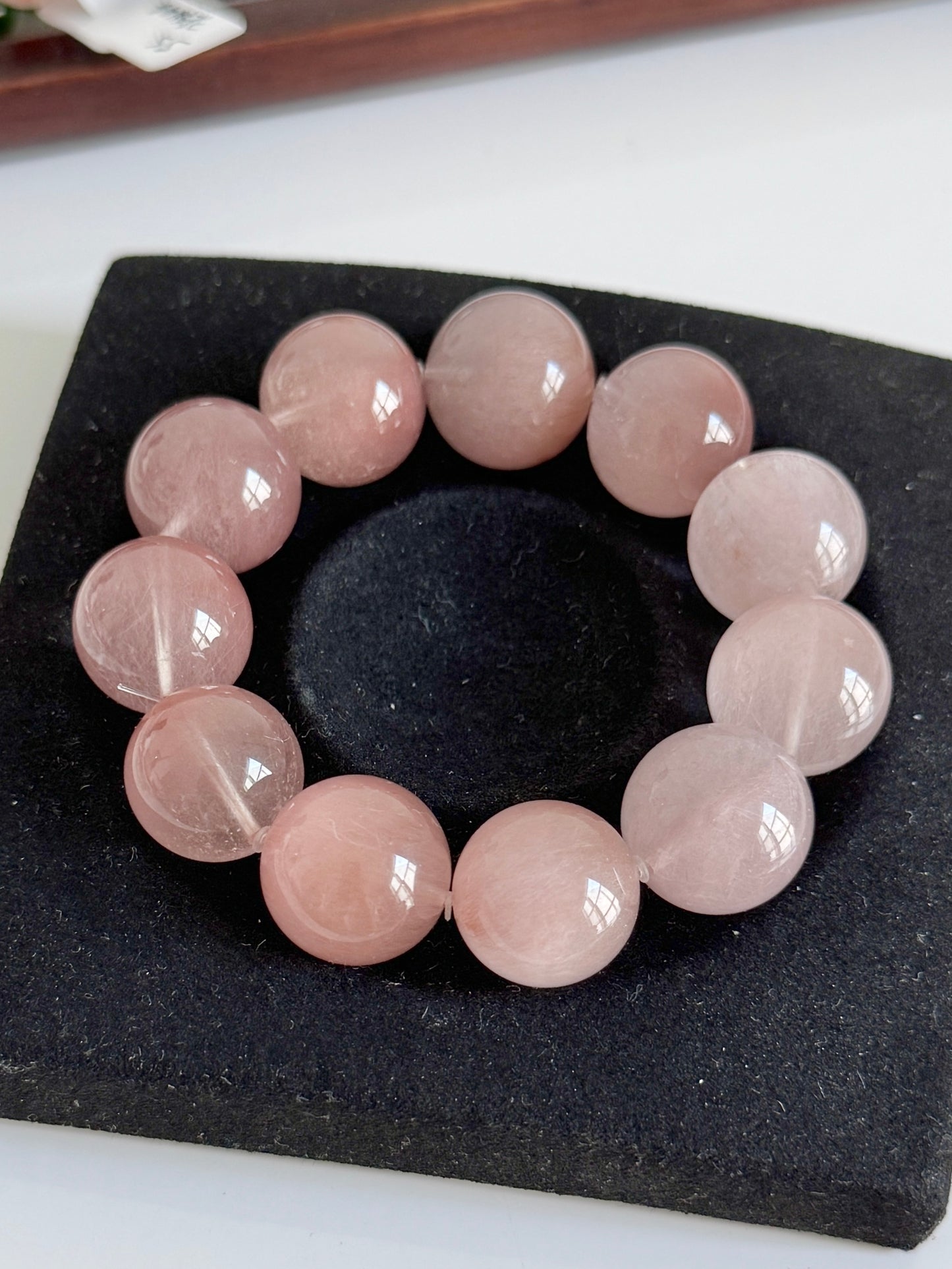 Pink& Taro Purple Rutilated Quartz Bracelet
粉紫渐变兔毛 17mm