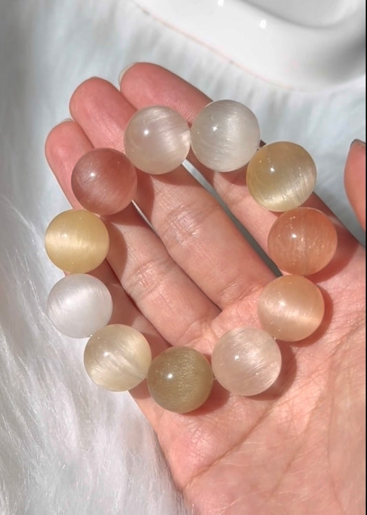 售出欣赏 毕业级猫眼彩兔毛 Rutilated Quartz(16mm)